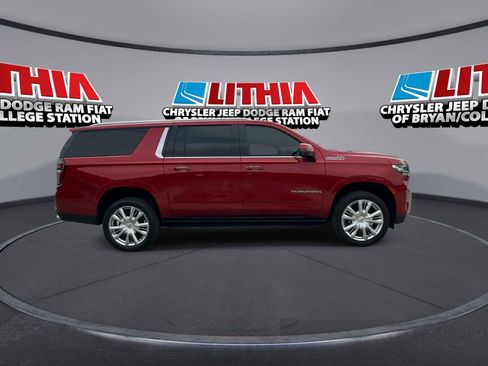 Used 2021 Chevrolet Suburban High Country w/ Premium Package AWD/4WD image 9
