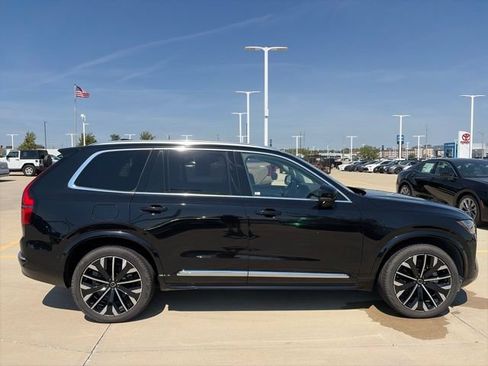 Used 2025 Volvo XC90 B6 Plus AWD/4WD image 8