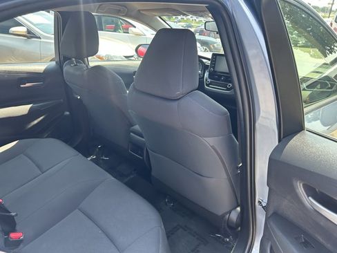 Used 2020 Toyota Corolla LE FWD image 20