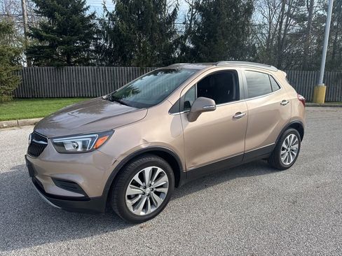 Used 2018 Buick Encore Preferred FWD image 1