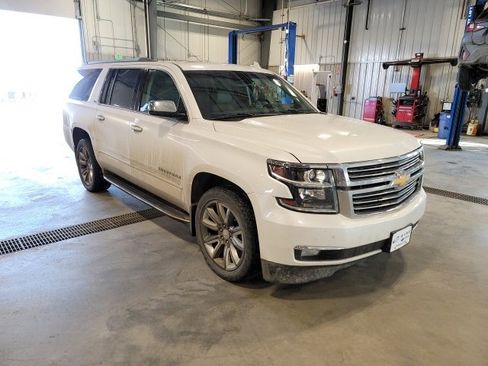 Used 2016 Chevrolet Suburban LTZ image 1