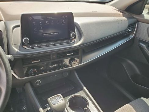 Certified 2023 Nissan Rogue SV image 20