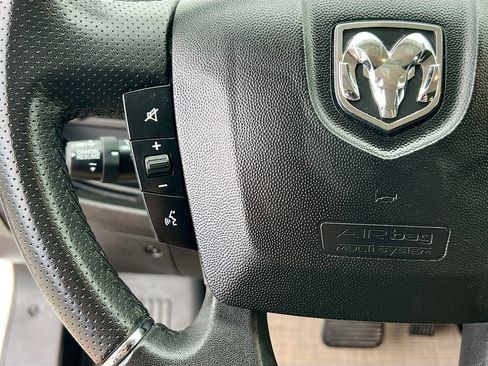 Used 2021 RAM ProMaster 3500 w/ Convenience Group image 18