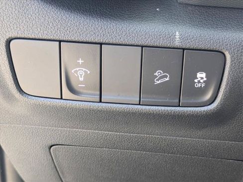 Used 2023 Hyundai Kona SEL FWD image 12