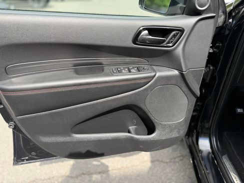 Used 2025 Dodge Durango GT AWD/4WD image 18