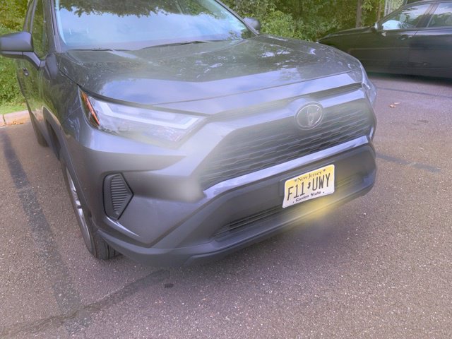 Used 2025 Toyota RAV4 LE AWD/4WD image 7