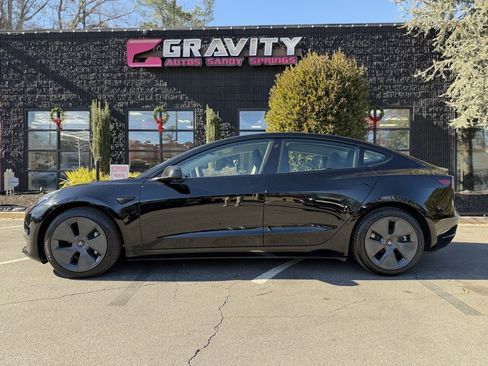 Used 2022 Tesla Model 3 Long Range image 9