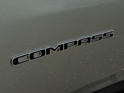 Used 2024 Jeep Compass Limited AWD/4WD image 30