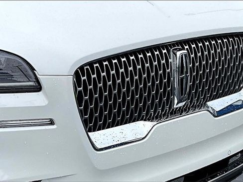 Used 2020 Lincoln Aviator 2WD image 29