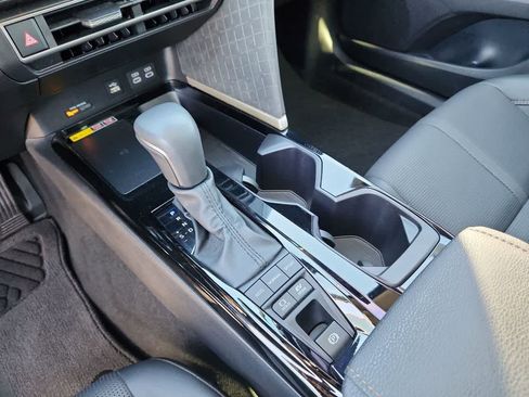 Certified 2025 Toyota Camry XLE image 21