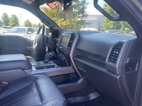 Used 2019 Ford F150 XLT w/ Equipment Group 302A Luxury AWD/4WD image 31