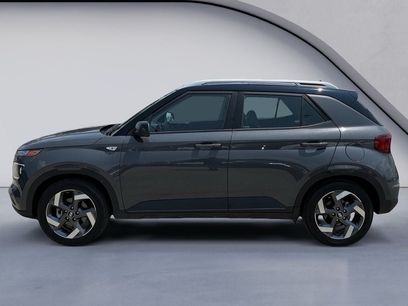 Used 2024 Hyundai Venue Limited