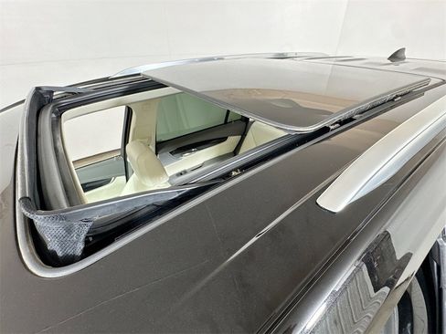 Certified 2025 Cadillac XT6 Premium Luxury image 20