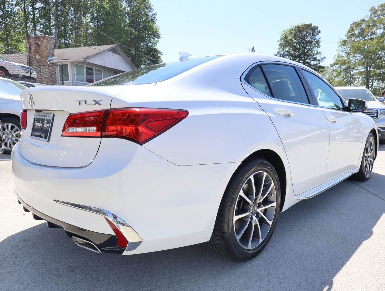 Used 2018 Acura TLX w/ Technology Package FWD image 7