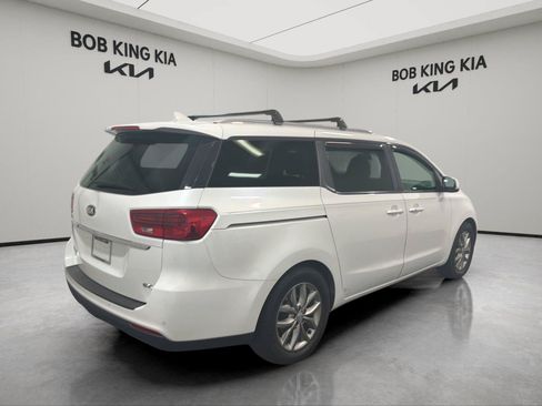 Used 2019 Kia Sedona EX FWD image 5