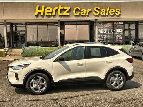 Used 2025 Ford Escape ST-Line w/ Tech Pack #1 AWD/4WD image 1