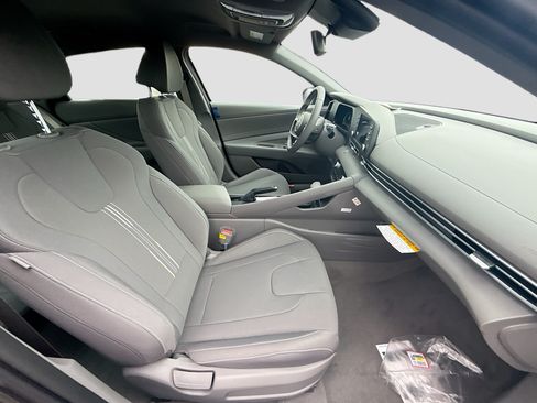 New 2026 Hyundai Elantra Sport FWD image 20