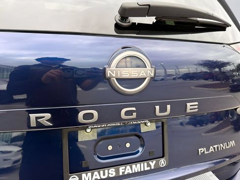 Used 2024 Nissan Rogue Platinum w/ Platinum Premium Package FWD image 46