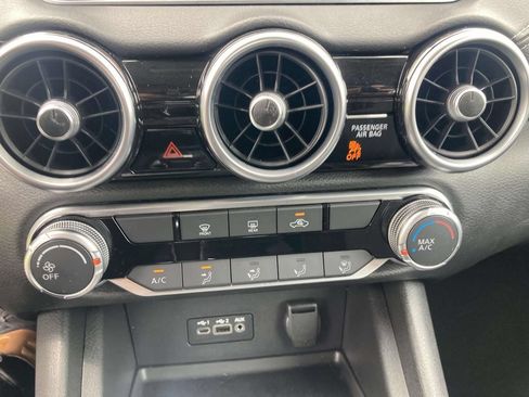 Used 2022 Nissan Sentra SV FWD image 28