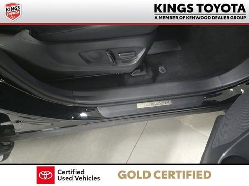 Certified 2024 Toyota Crown AWD/4WD image 6