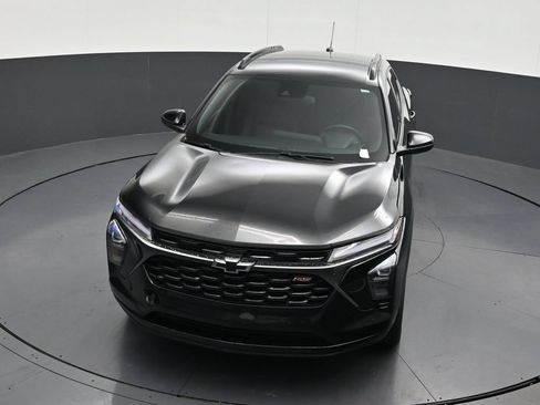 Used 2025 Chevrolet Trax RS w/ Driver Confidence Package FWD image 23
