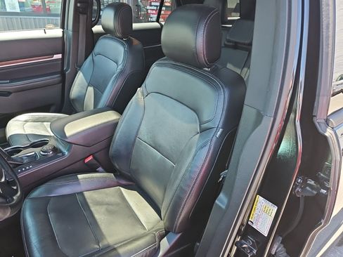 Used 2016 Ford Explorer Limited w/ Equipment Group 301A AWD/4WD image 17
