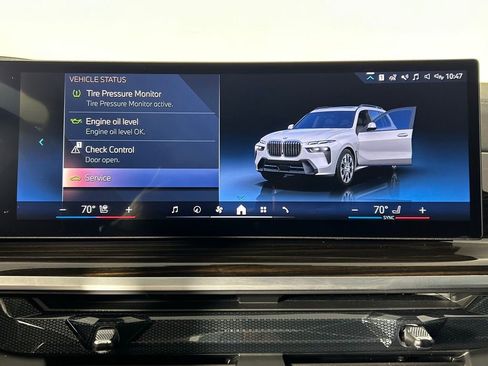 Used 2025 BMW X7 xDrive40i w/ M Sport Package AWD/4WD image 25