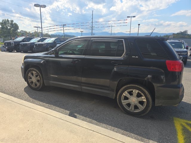 Used 2017 GMC Terrain SLE AWD/4WD image 11