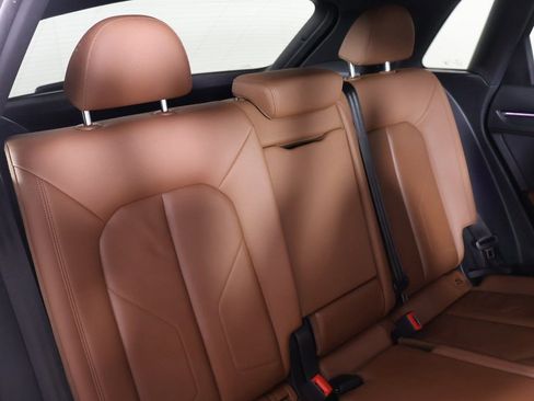 Used 2021 Audi Q3 2.0T Premium Plus image 34