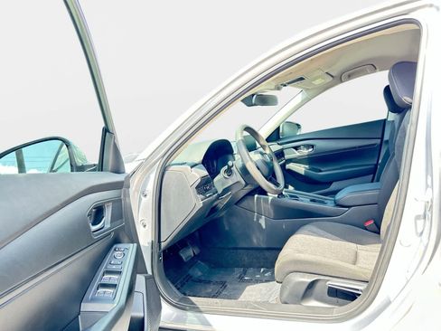 Used 2023 Honda Accord LX image 10