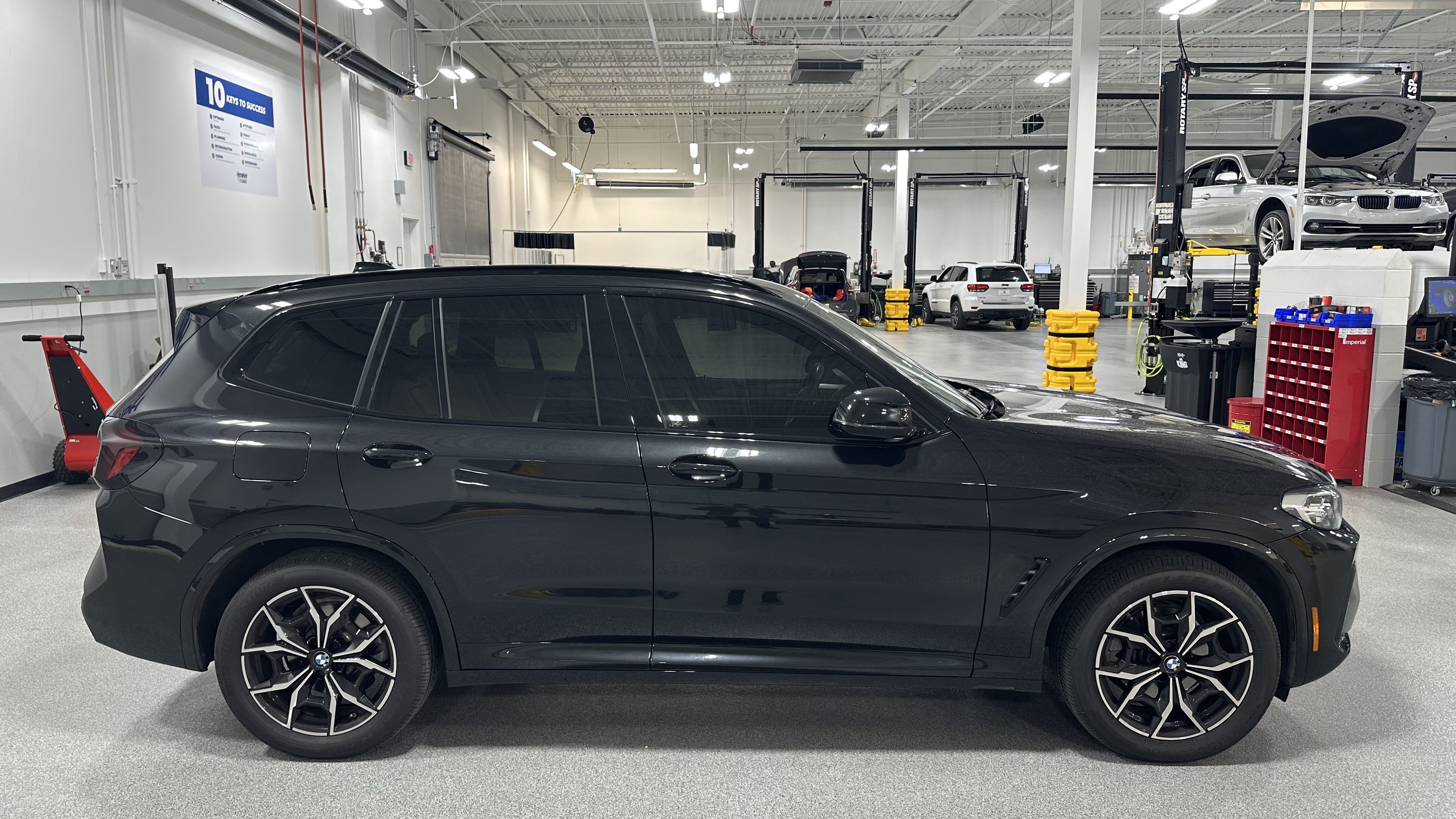 Used 2023 BMW X3 xDrive30i w/ M Sport Package AWD/4WD image 11
