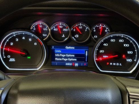 Used 2022 Chevrolet Silverado 2500 Custom w/ Custom Convenience Package AWD/4WD image 15