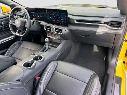 Used 2024 Ford Mustang GT Premium image 29