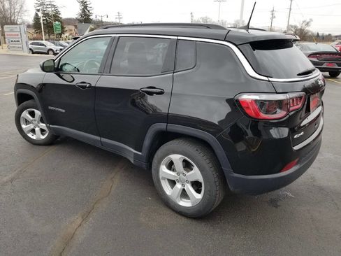 Used 2021 Jeep Compass Latitude w/ Convenience Group image 4