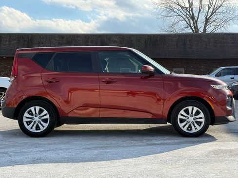 Used 2020 Kia Soul LX image 5