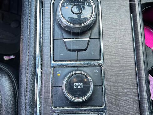 Used 2020 Ford Expedition Max Limited AWD/4WD image 18