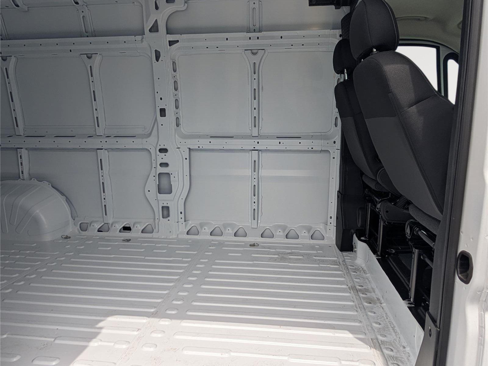 New 2026 RAM ProMaster 2500 FWD image 7