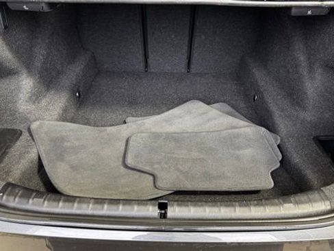 Used 2023 BMW 540i xDrive w/ Premium Package image 22