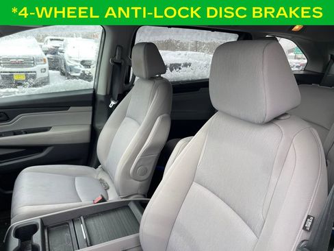 Used 2018 Honda Odyssey EX image 16
