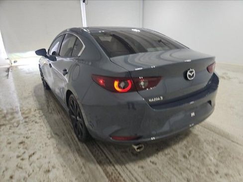 Used 2023 MAZDA MAZDA3 s image 4