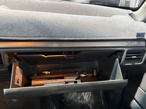 Used 1992 Ford F150 4x4 Regular Cab image 82