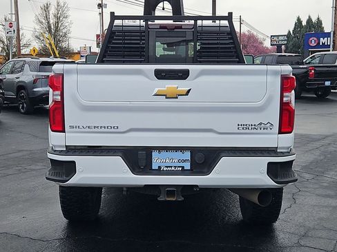 Used 2022 Chevrolet Silverado 3500 High Country w/ Z71 Off-Road Package image 5