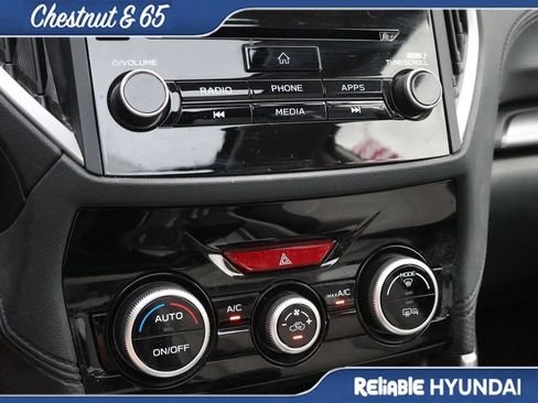 Used 2020 Subaru Forester Premium AWD/4WD image 39