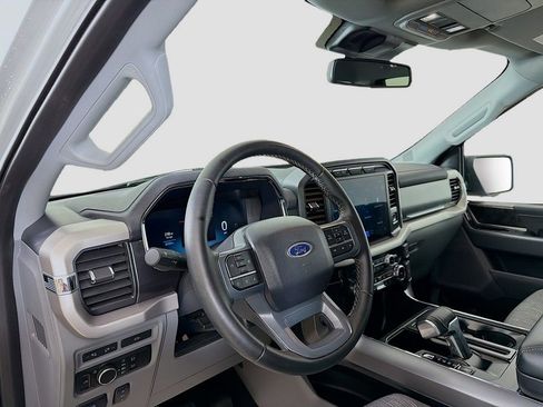 Used 2023 Ford F150 Lightning XLT image 17