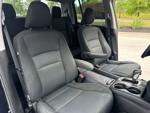 Used 2019 Honda Ridgeline Sport image 34