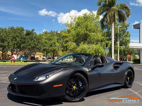 Used 2017 Ferrari 488 Spider RWD image 8