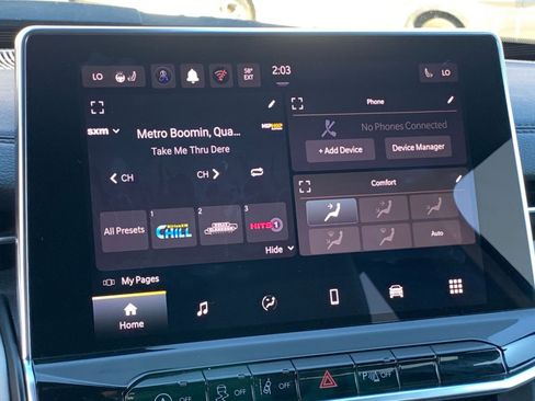 Used 2025 Jeep Compass Limited image 21