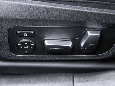 New 2026 BMW 840i w/ M Sport Professional Package image 21