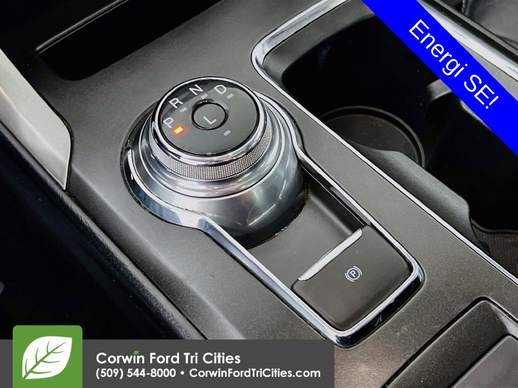 Used 2018 Ford Fusion Energi SE FWD image 9