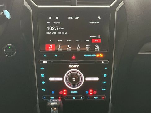 Used 2018 Ford Explorer Sport w/ Equipment Group 401A image 23